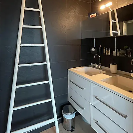 Holiday home Maison D'architecte 30 Min Paris *